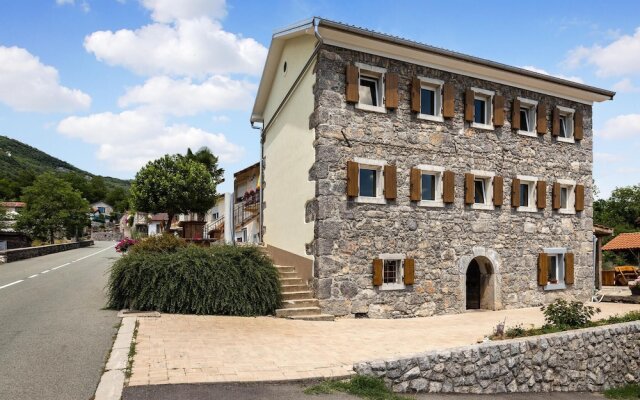 Amazing Apartment in Veprinac With Wifi and 2 Bedrooms