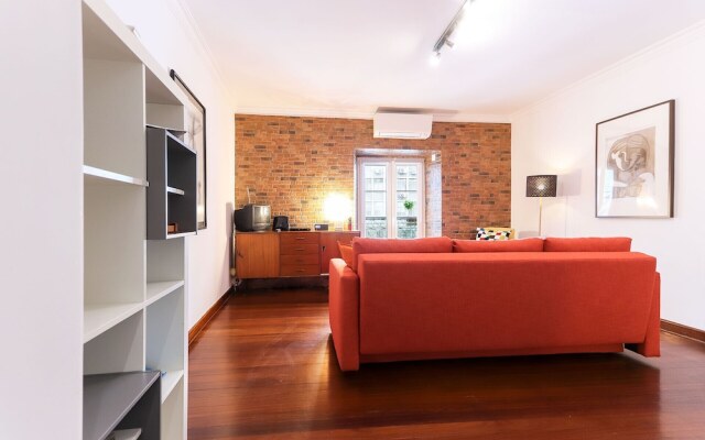 Av. Liberdade Duplex By Homing