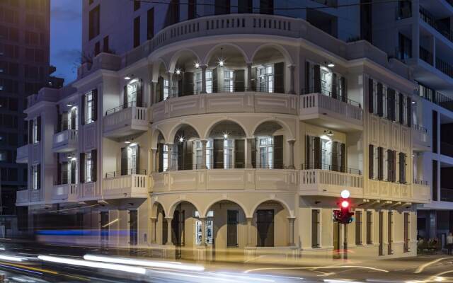Renoma Hotel