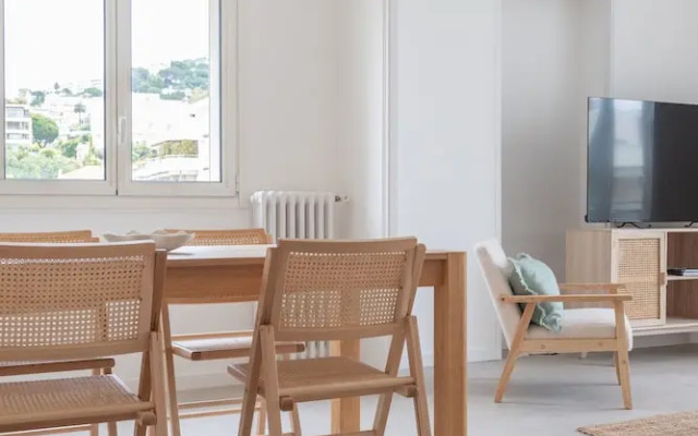 Notre Dame des Pins - Beach & Croisette