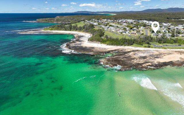 Seaside Beach House 25 Seaside Pde