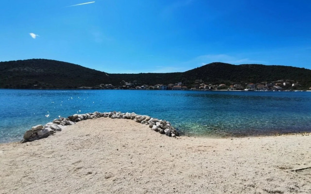 Srđan - 10 m From the Beach - A3