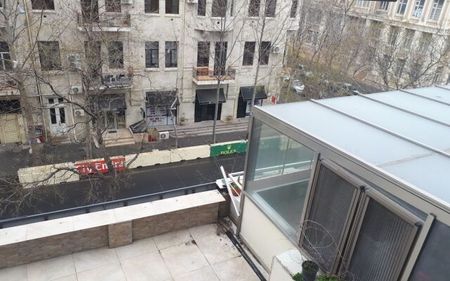 Apartment with Formula 1 view