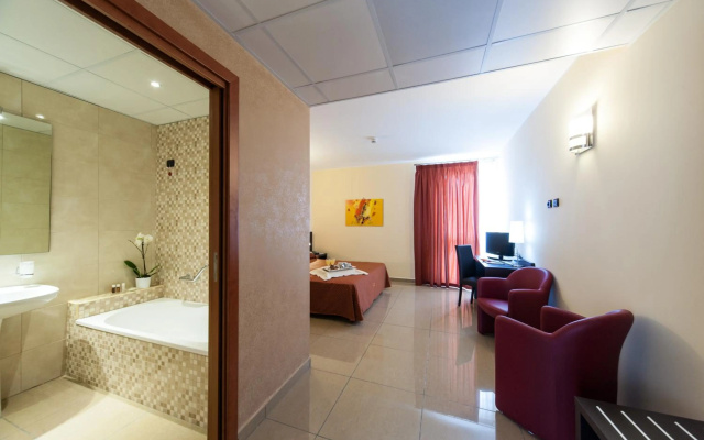 Hotel Tiempo - Image 7