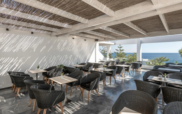 Kakkos Beach Hotel - Adults Only