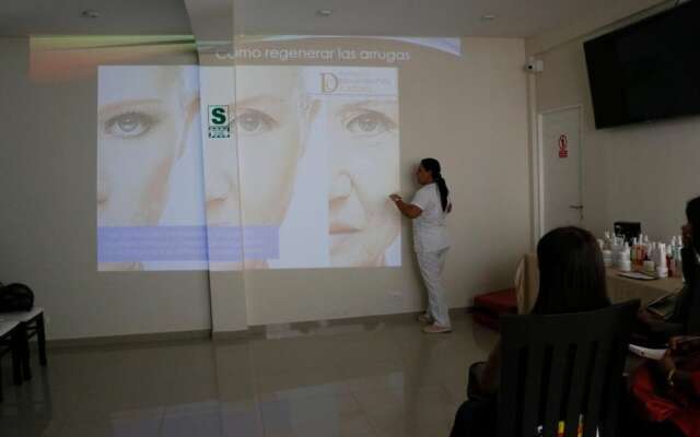 Solec Business Hotel