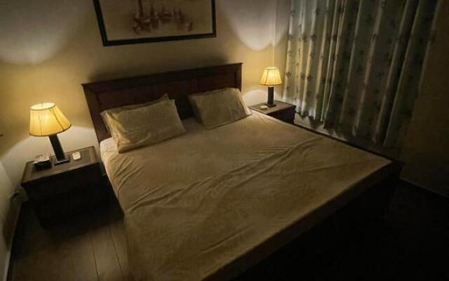 Near AirPort/Motorway/Daewoo - Large 3BHK Apt
