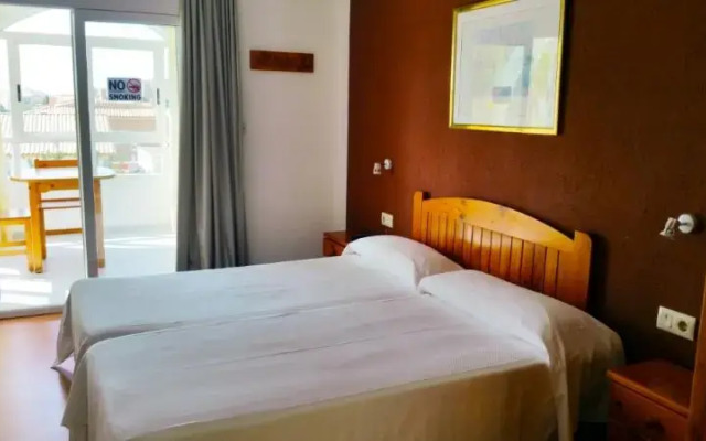 Apartamentos Sol y Luna 3000