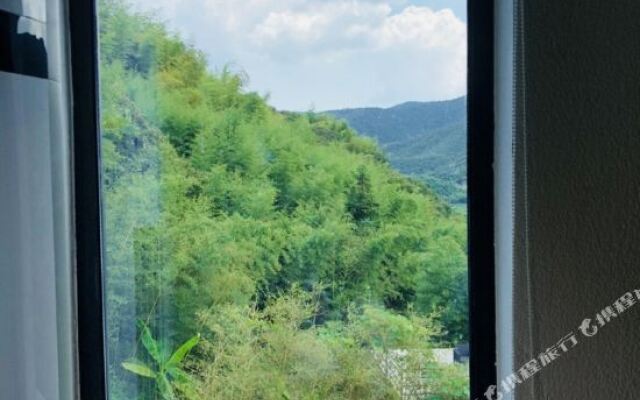 Moganshan Yufei Chinese Inn (Xiantan Village Scenic Area)