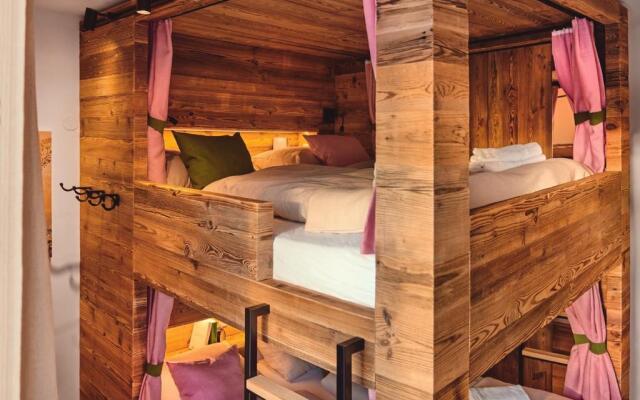 Die Tauplitz Lodges - Penthouse Grimming D7-1 by AA Holiday Homes