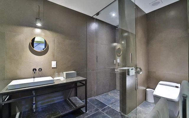 JS Boutique Hotel