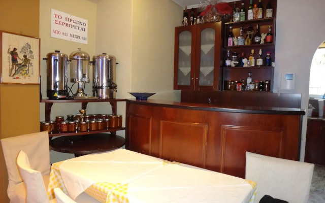 40 Platania Hotel
