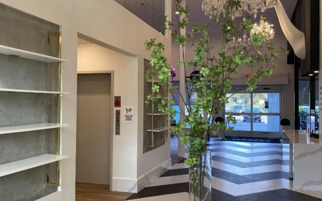 Kompose Boutique Hotel