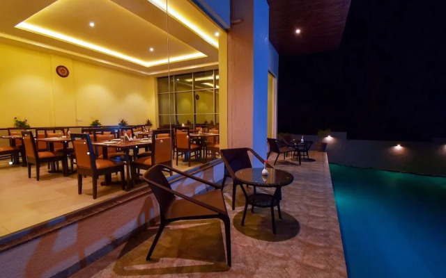 Hotel Sadhana Executive