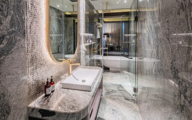 The All-Suite Pentacity Hotel Balikpapan