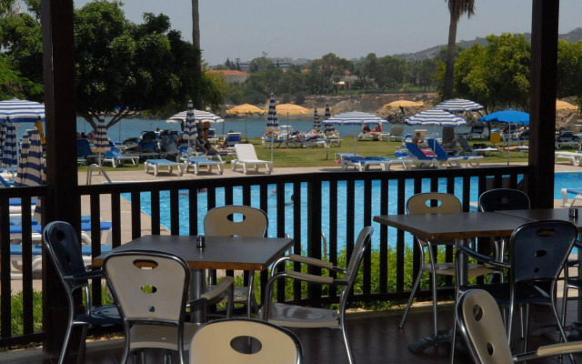 Maistrali Hotel Apartments & Bungalows
