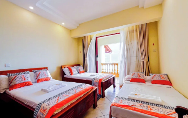 Kuzuri Kwetu Beachfront Apartments