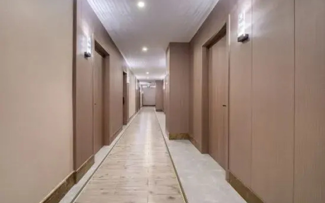 Palm Bay Hotel (Suzhou East Ring Road Subway Station)