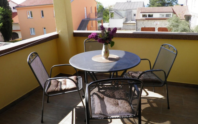 Apartments Lea