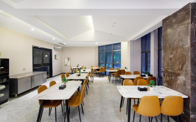 Starway Hotel Fuyang Funan Economic Development Zone