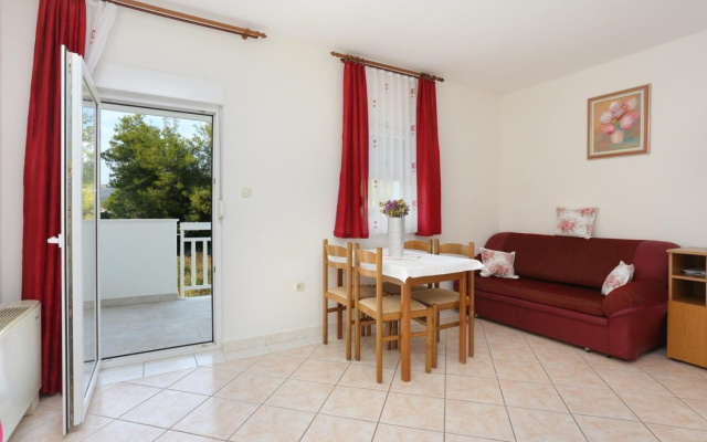 Apartment Lias 2 - with restaurant: A11 Rogoznica, Riviera Sibenik
