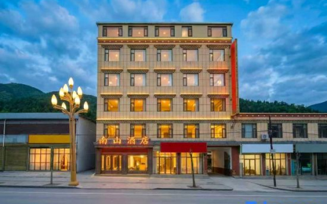 Nanshan Hotel