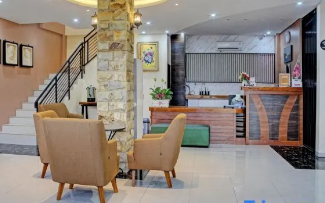 Sans Stay Raja Soeta Hostel Lampung