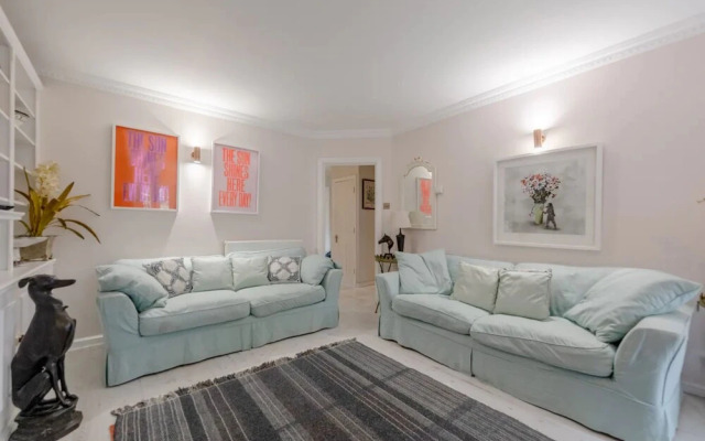 Spacious 2 Bedroom Flat in Wandsworth
