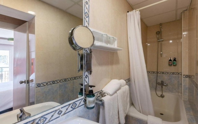 The Red Hotel by Ibiza Feeling - Adults only