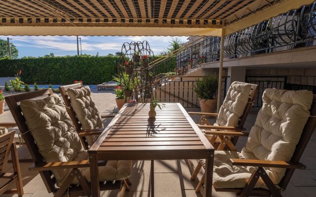 Storge Boutique Bed & Breakfast