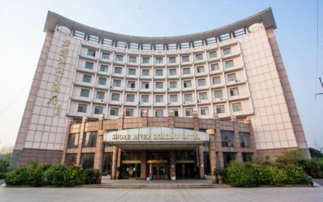 Shore River Holiday Hotel
