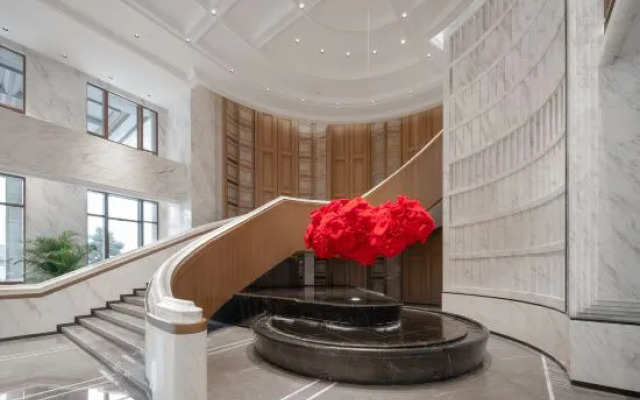 Huhua Grand Hotel