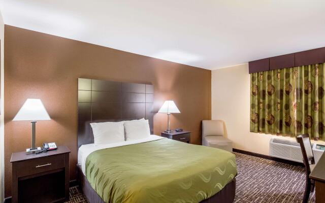 Quality Inn & Suites Caseyville - St. Louis