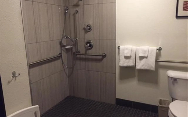 Comfort Inn Mayfield Heights Cleveland East