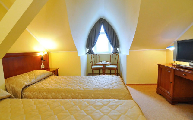 Hotel Maxim