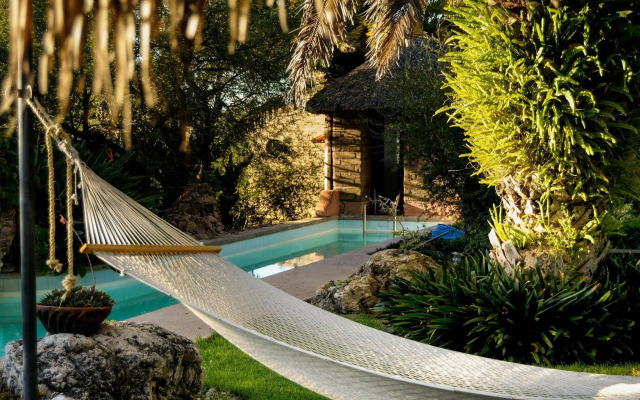 Nirvana Restaurant And Retreat