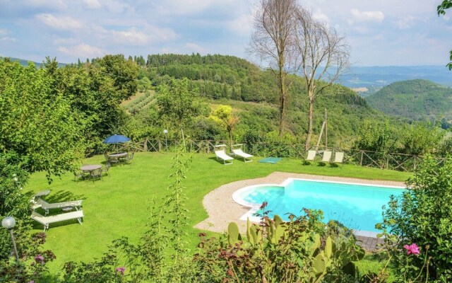 Stunning Holiday Home in Umbria with Hot Tub