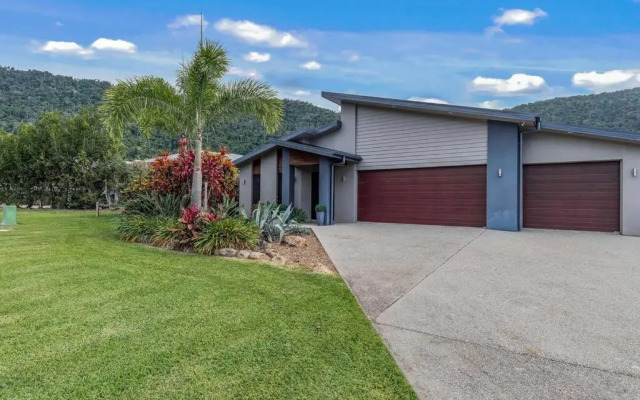 Airlie Beach Home