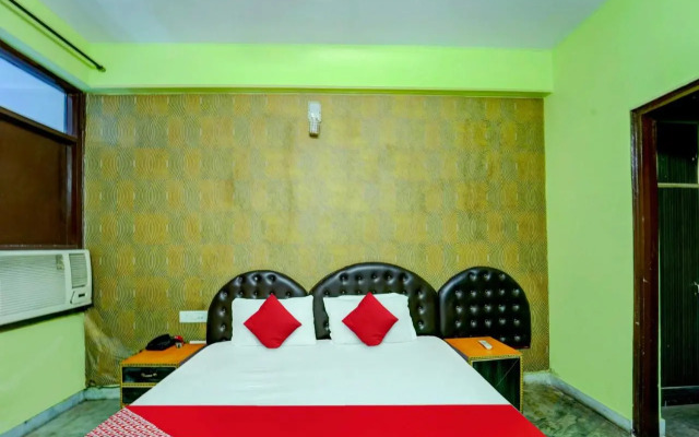 OYO 9061 Savera Retreat