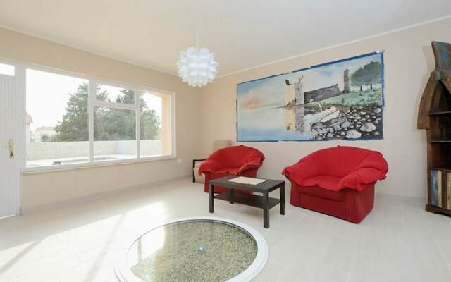 Lovely Villa in Vir With Swimming Pool