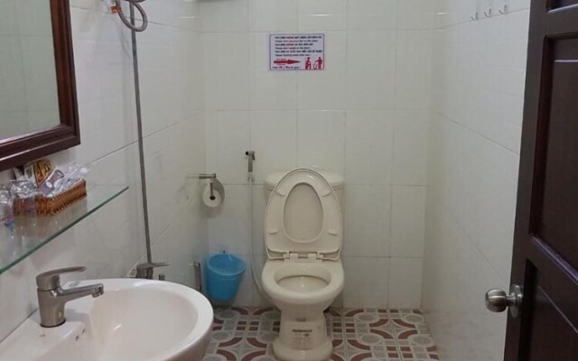 Hostel Dang Loi