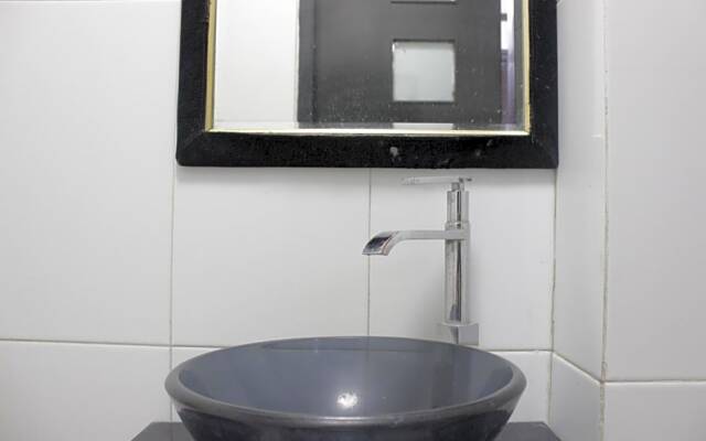 Trendy Studio Room at Galeri Ciumbuleuit 1 Apartment near UNPAR By Travelio