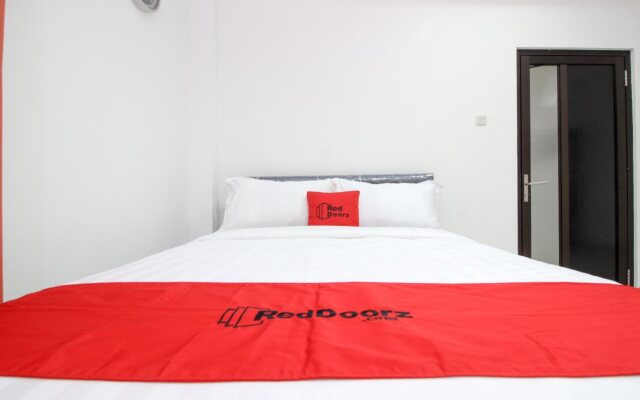 Guesthouse Alfita by RedDoorz