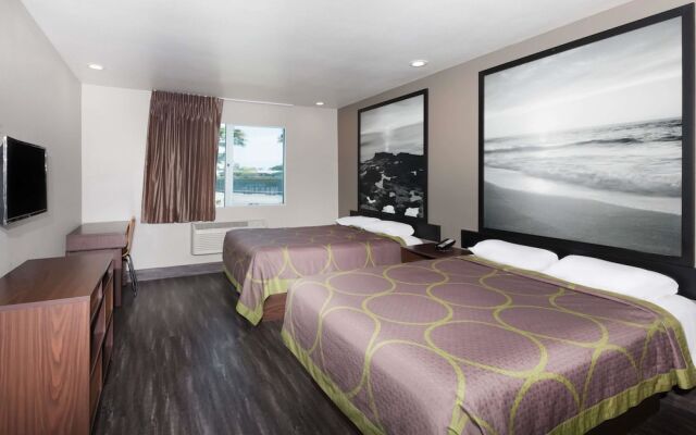 Super 8 San Diego/Imperial Beach