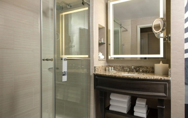 Renaissance Tampa International Plaza Hotel