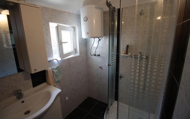 Branka - Nice Apartment With Stunning View - A1