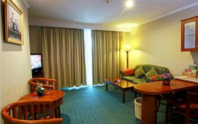 Grand Arkenso Parkview Hotel