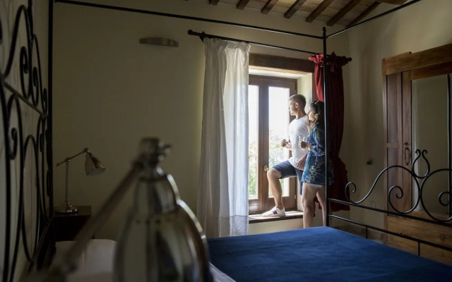 Enticing Apartment in Ascoli Piceno With Swimming Pool