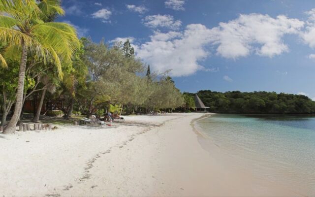 Oure Lodge Beach Resort