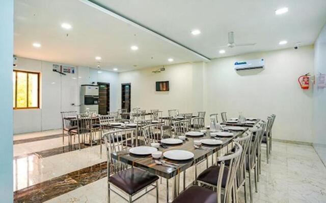 Capital O 62560 Hotel Zaid International